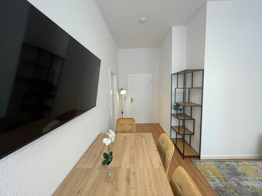 Lucky Stays Ls01 - Vollausstattung - Zentrum - Aufzug - Grosse Kueche - 2 Zimmer - Smart-Tv มัคเดอบวร์ก ภายนอก รูปภาพ